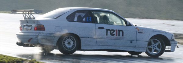 Driftende auto bij driftcursus.nl